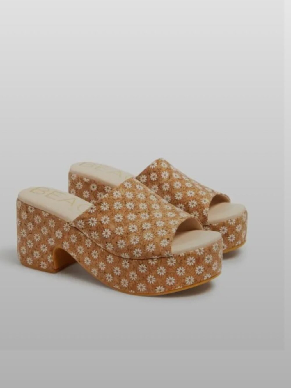 BEACH by Matisse - Terry Sandal - Size 6
